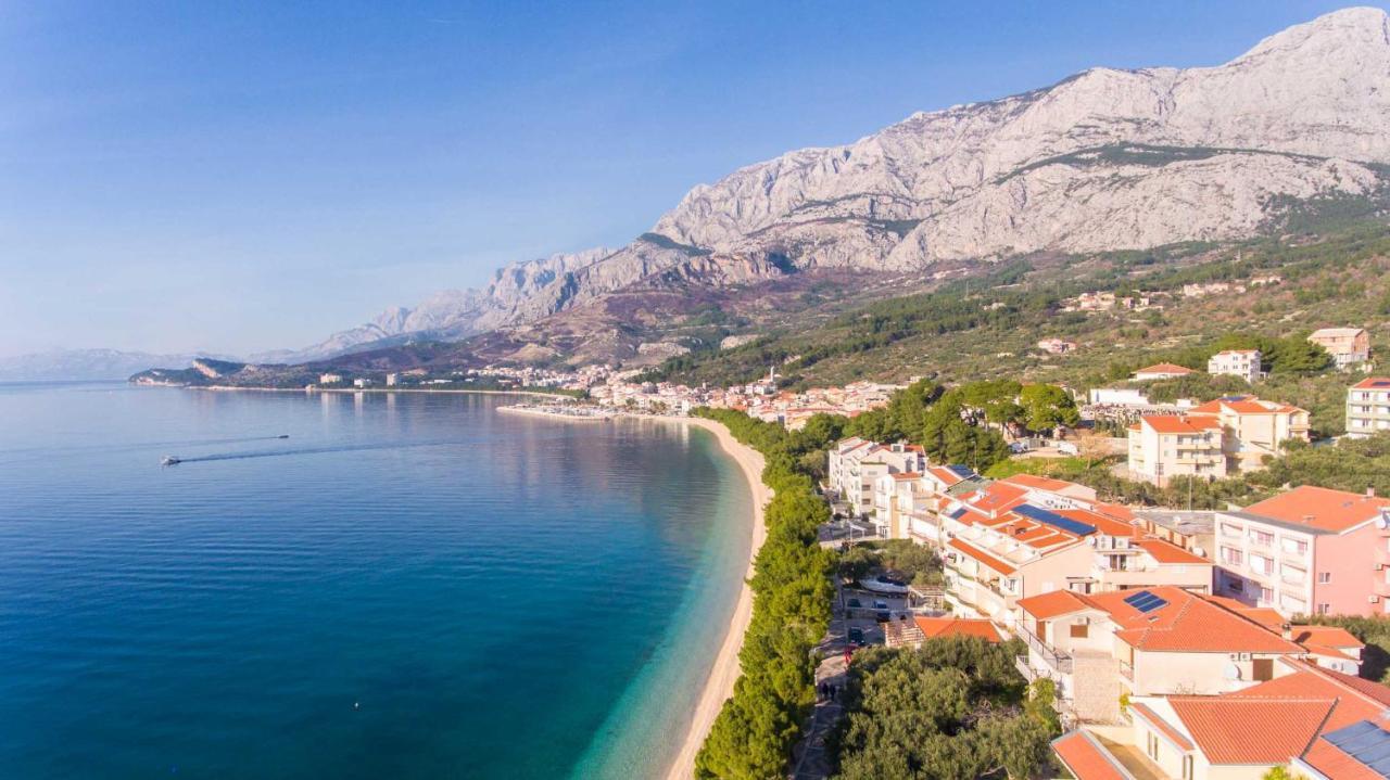 Apartments Marijan - Beachfront Tučepi Exterior foto